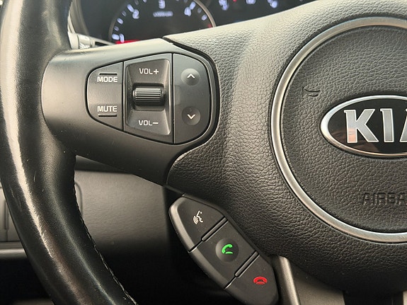 Kia Carens 16 of 30