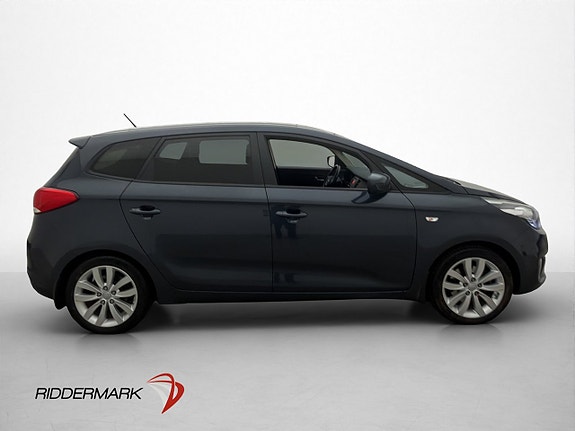 Kia Carens 9 of 30