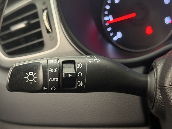 Kia Carens 17 of 30