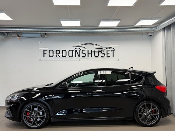 Ford Focus 4 of 5
