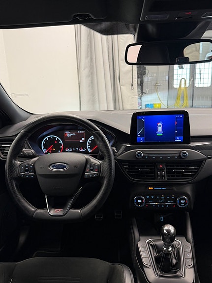 Ford Focus 11 of 14