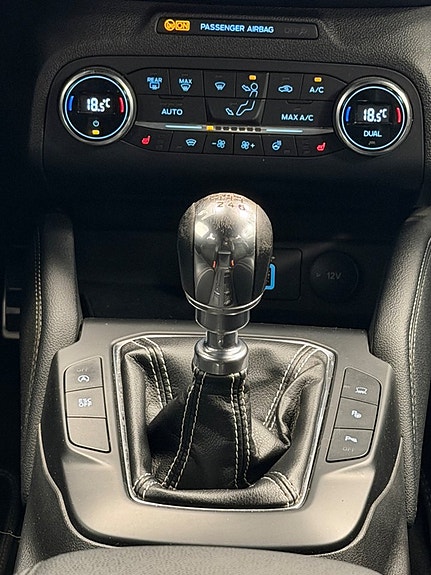 Ford Focus 12 of 14