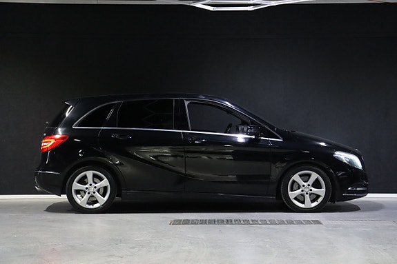 Mercedes-Benz B220 7 of 21