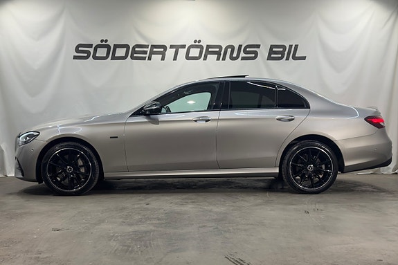 Mercedes-Benz E300 de 4 of 28