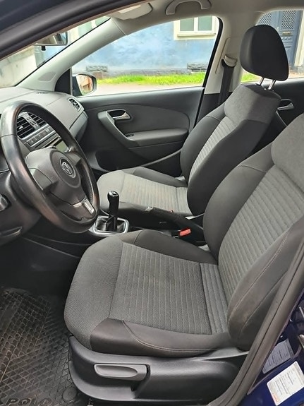 Volkswagen Polo 9 of 16