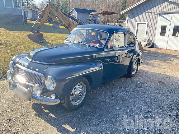 Volvo PV 3 of 5
