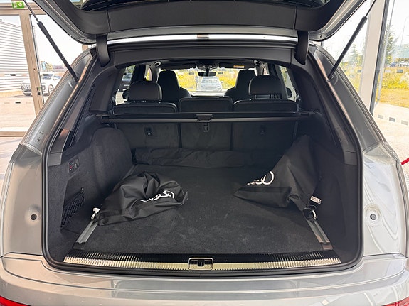 Audi Q7 5 of 5