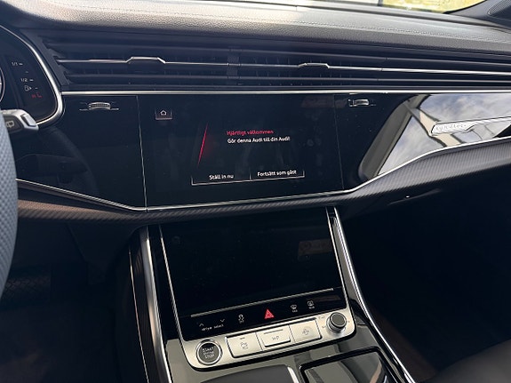 Audi Q7 12 of 12