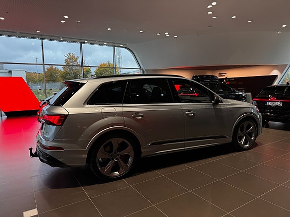 Audi Q7 5 of 22