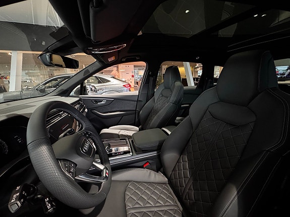 Audi Q7 8 of 22