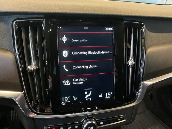 Volvo V90 Cross Country 9 of 13