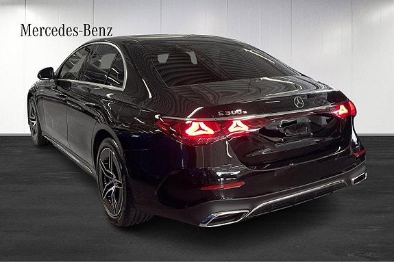 Mercedes-Benz E300 e 3 of 5