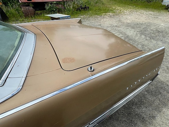 Buick Electra 225 11 of 13