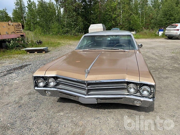 Buick Electra 225 3 of 13