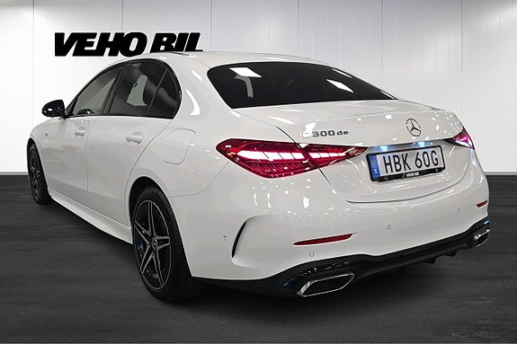 Mercedes-Benz C300 de 4 of 14