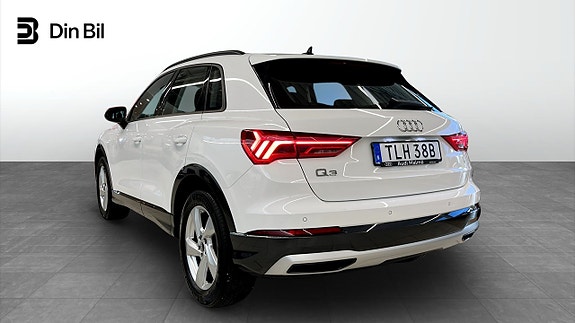 Audi Q3 3 of 15