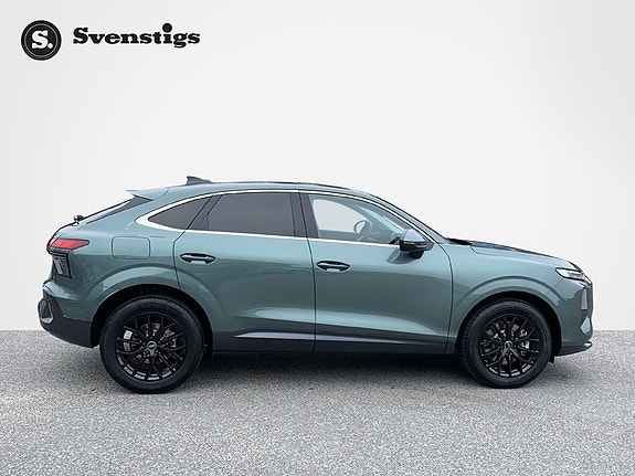 Audi Q3 6 of 12