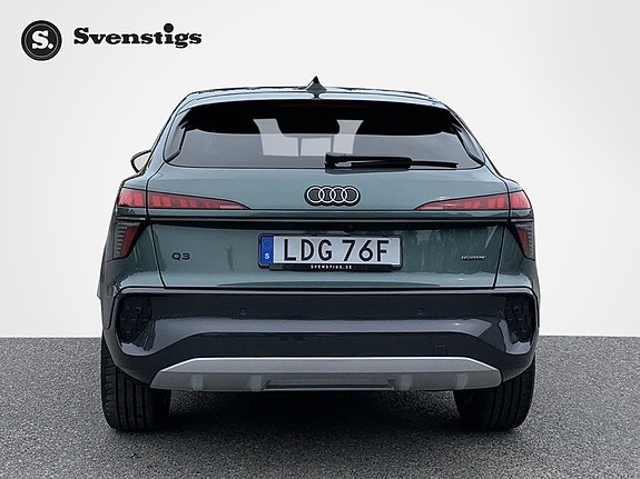 Audi Q3 4 of 5