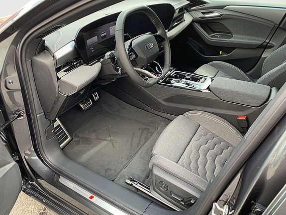 Audi A6 8 of 12