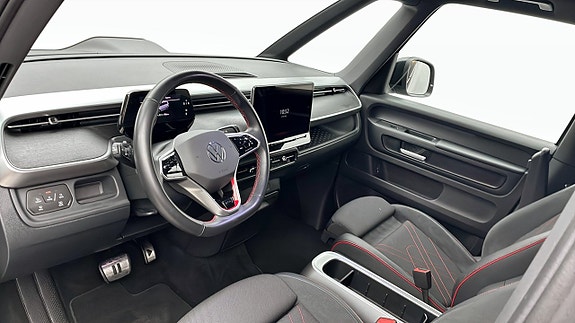 Volkswagen ID. Buzz 7 of 12