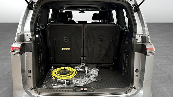 Volkswagen ID. Buzz 12 of 12