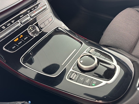 Mercedes-Benz E220 15 of 20
