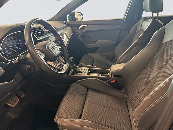 Audi Q3 7 of 18
