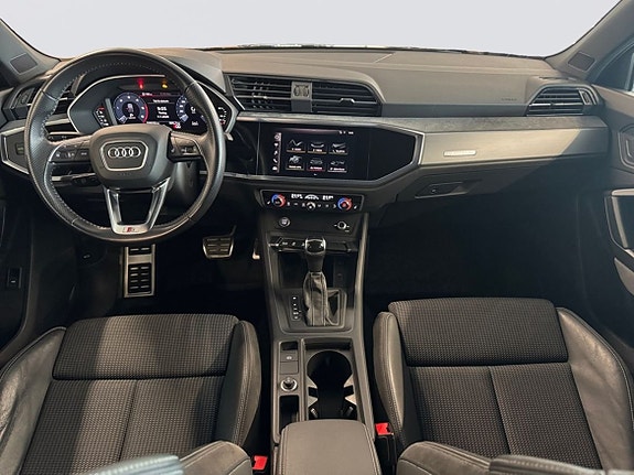 Audi Q3 9 of 18