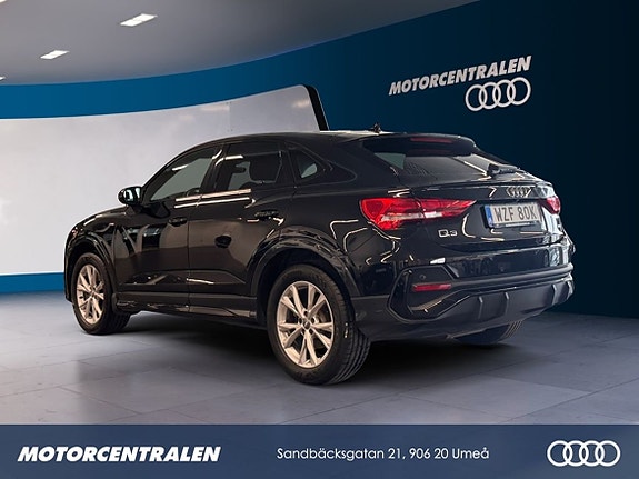 Audi Q3 3 of 18