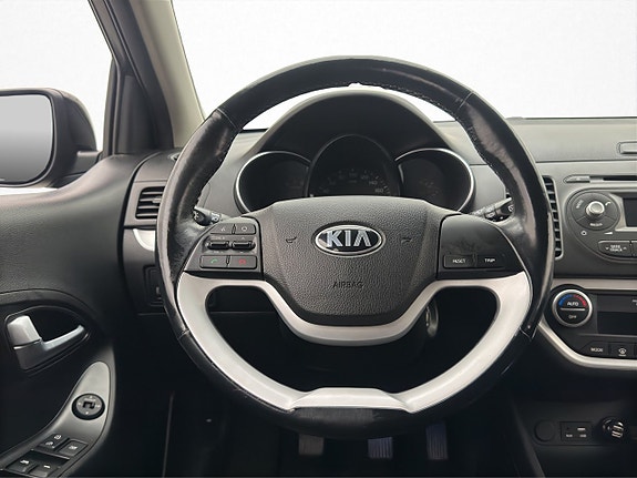 Kia Picanto 13 of 26