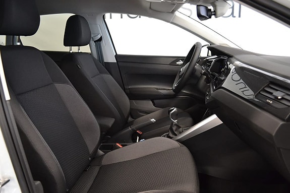 Volkswagen Polo 9 of 14