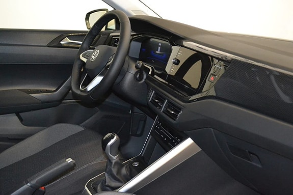 Volkswagen Polo 11 of 14