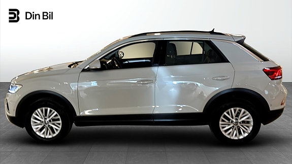 Volkswagen T-Roc 2 of 5