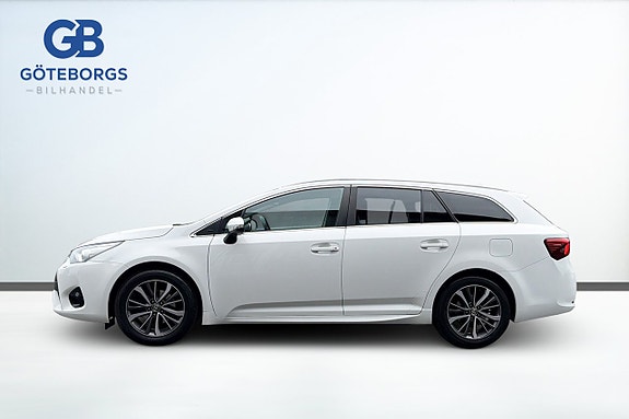 Toyota Avensis 3 of 17