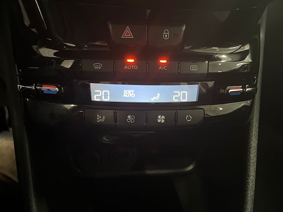 Peugeot 2008 9 of 11