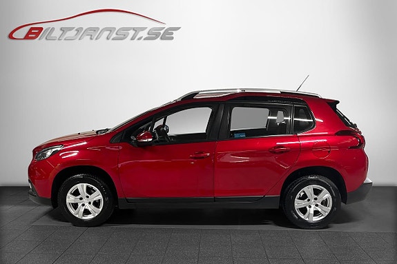 Peugeot 2008 2 of 5