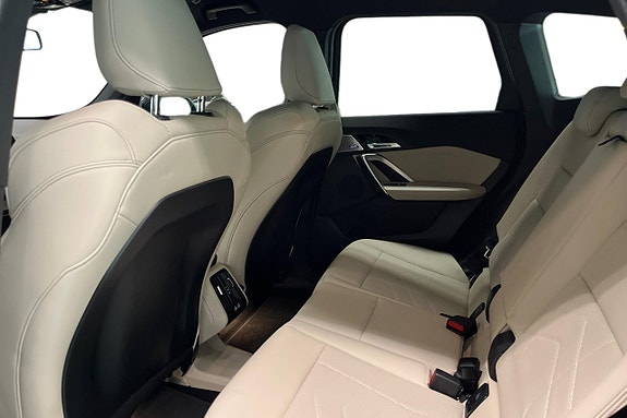 BMW X1 11 of 18