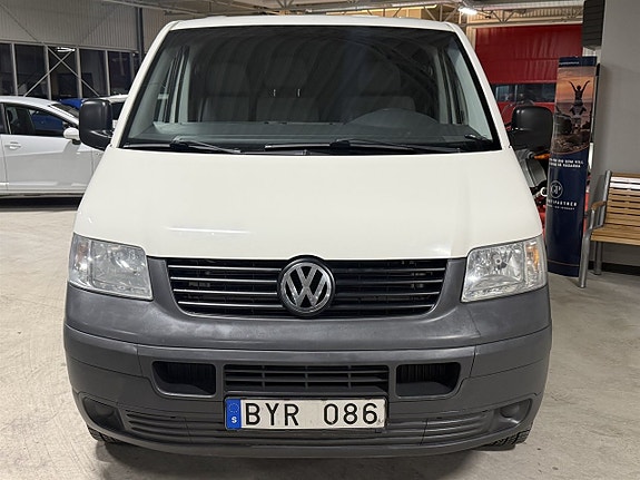 Volkswagen Transporter 2 of 5