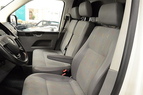 Volkswagen Transporter 11 of 13
