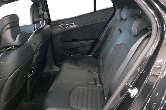 Kia Sportage 10 of 16