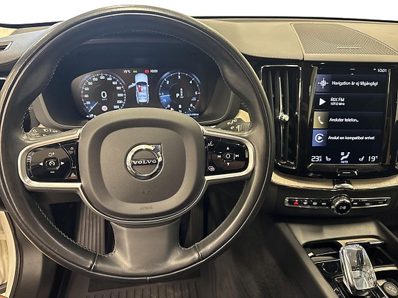 Volvo XC60 9 of 16