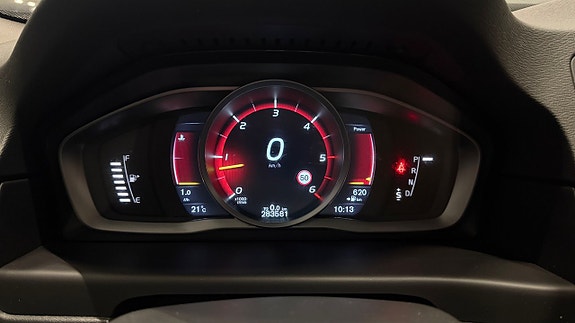 Volvo XC70 26 of 30