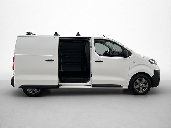 Opel Vivaro 11 of 30