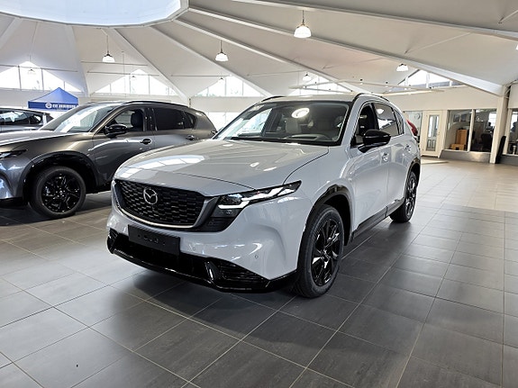 Mazda CX-5 2 of 5