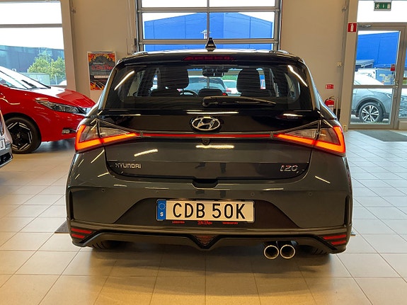 Hyundai i20 4 of 12