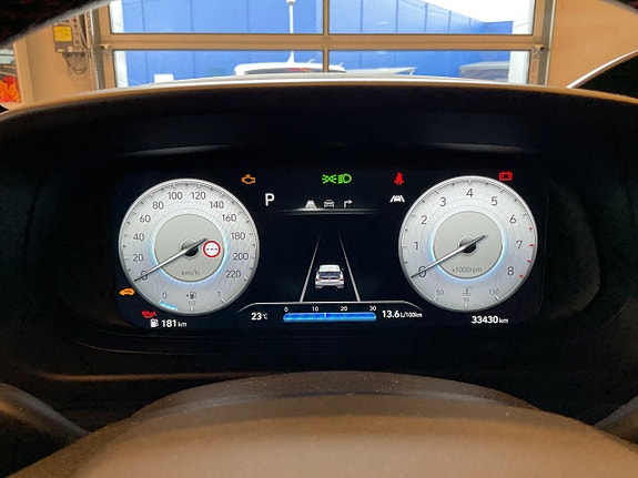 Hyundai i20 8 of 12