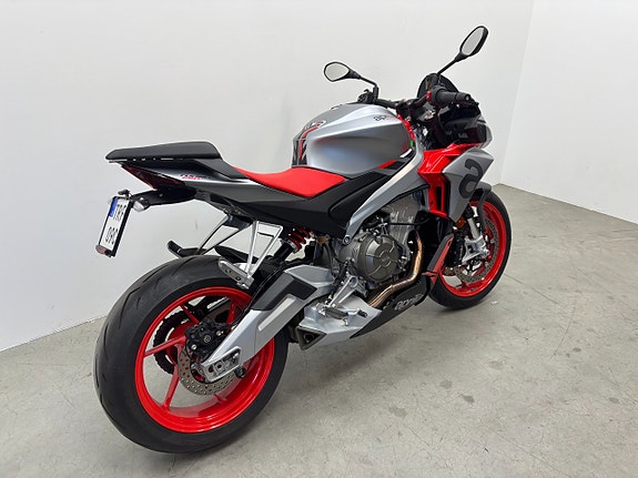 Aprilia Tuono 660 Endast 176 mil Räntefritt 36 mån 5 of 5