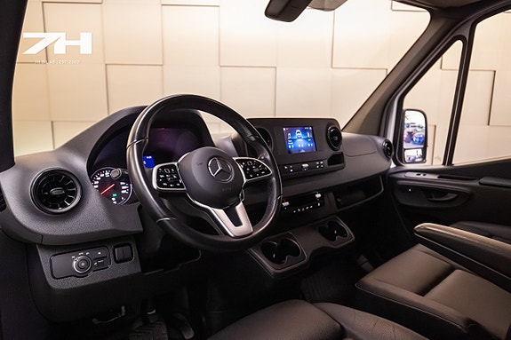 Mercedes-Benz Sprinter 317 13 of 20