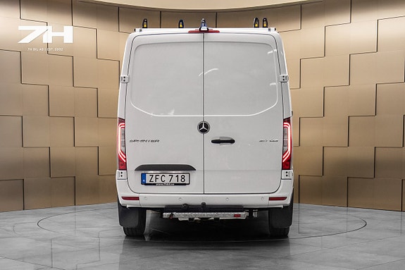Mercedes-Benz Sprinter 317 4 of 5