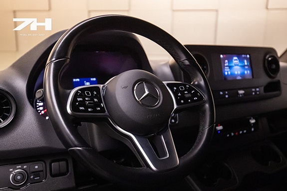 Mercedes-Benz Sprinter 317 14 of 20